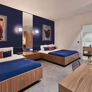 Kapsül Otel Kepler Club Sabiha Gökçen Airport - International Transit Area, İstanbul