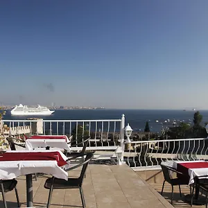 Spinel - Old Hotel